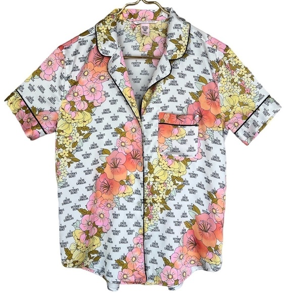 Victoria’s Secret Floral Print Short Sleeve Button Down Pajama Top - Picture 1 of 9